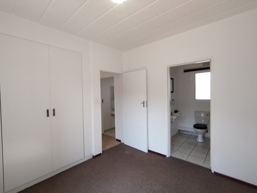 2 Bedroom Property for Sale in Eden Glen Gauteng