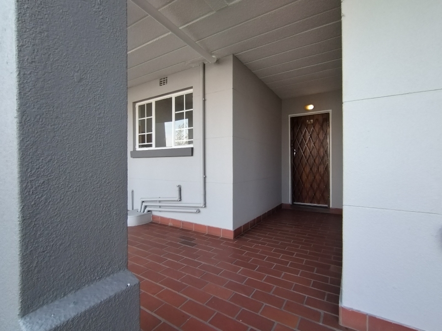 2 Bedroom Property for Sale in Eden Glen Gauteng
