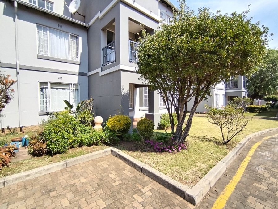 2 Bedroom Property for Sale in Eden Glen Gauteng