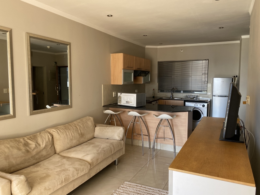 To Let 1 Bedroom Property for Rent in Sandhurst Gauteng
