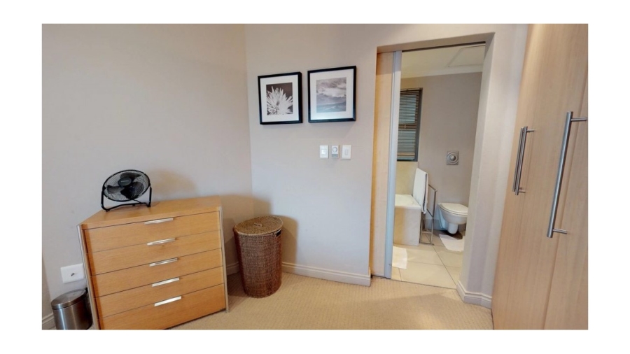 To Let 1 Bedroom Property for Rent in Sandhurst Gauteng