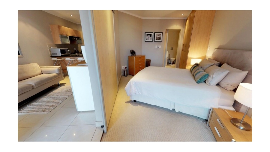 To Let 1 Bedroom Property for Rent in Sandhurst Gauteng