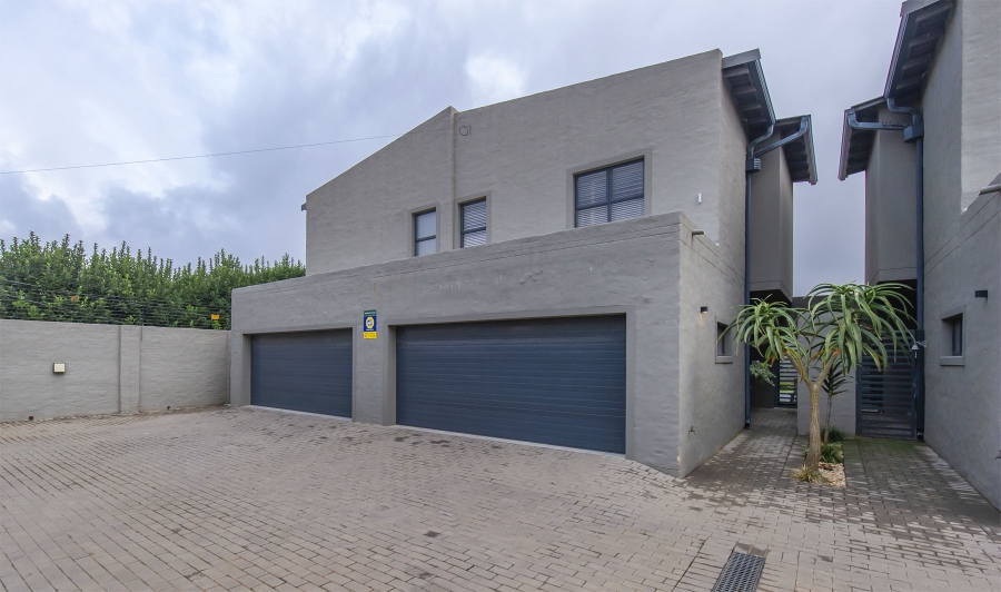 3 Bedroom Property for Sale in Edendale Gauteng