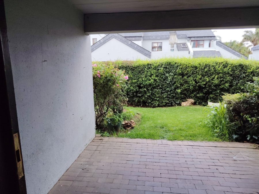 3 Bedroom Property for Sale in Lakefield Gauteng