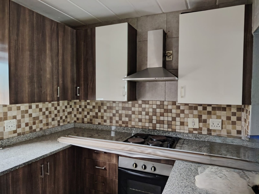 3 Bedroom Property for Sale in Lakefield Gauteng