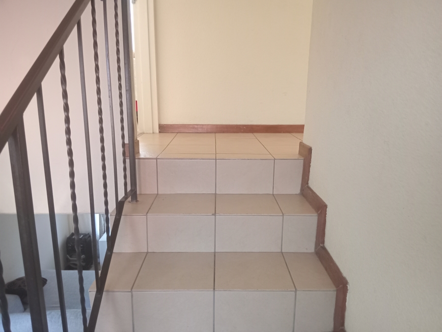 2 Bedroom Property for Sale in Edleen Gauteng
