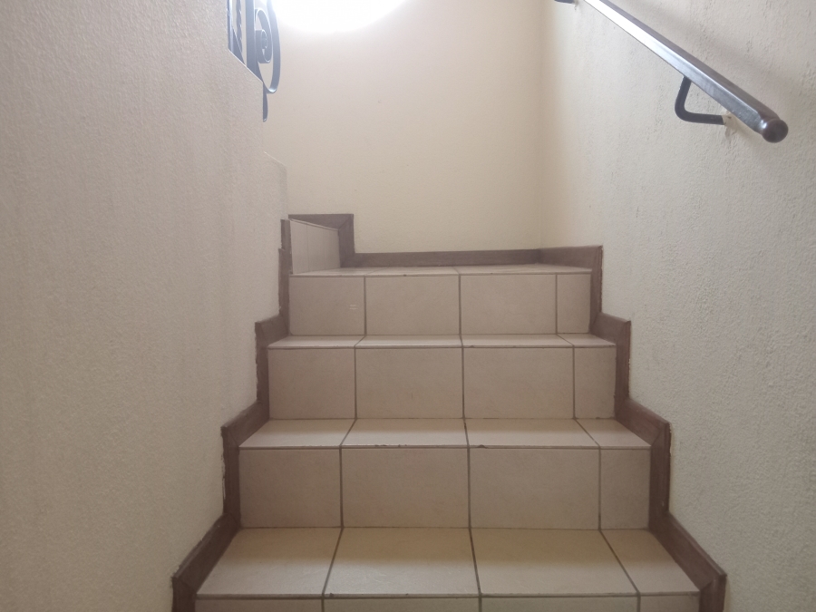 2 Bedroom Property for Sale in Edleen Gauteng