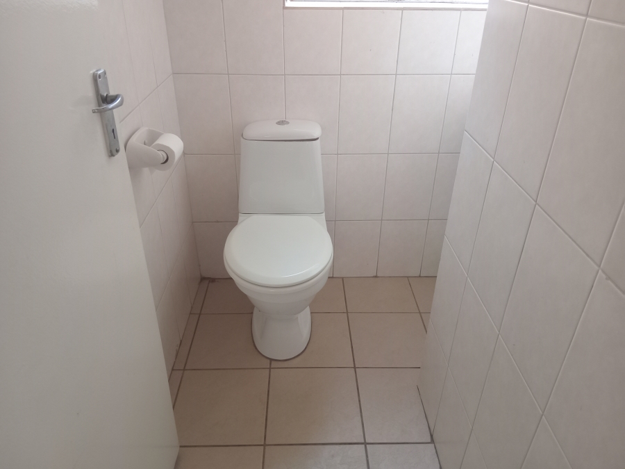 2 Bedroom Property for Sale in Edleen Gauteng