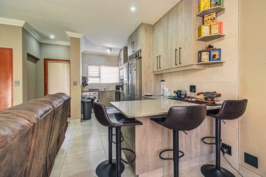 To Let 2 Bedroom Property for Rent in Bartlett Gauteng