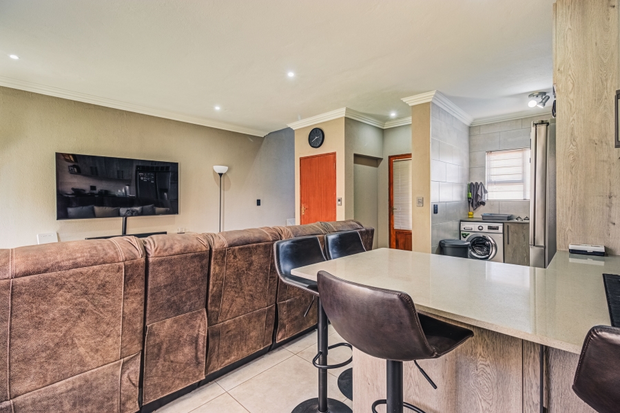 To Let 2 Bedroom Property for Rent in Bartlett Gauteng