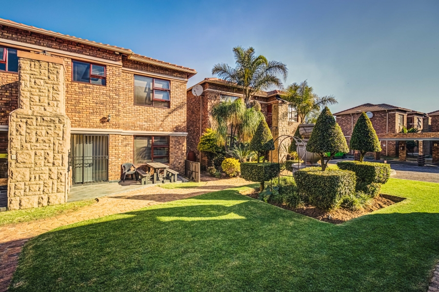 To Let 2 Bedroom Property for Rent in Bartlett Gauteng