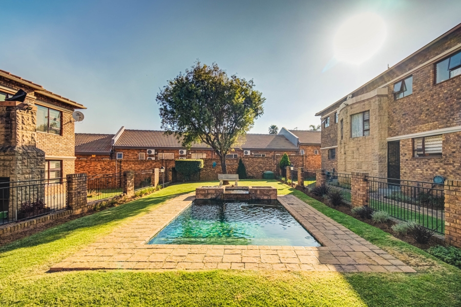 To Let 2 Bedroom Property for Rent in Bartlett Gauteng