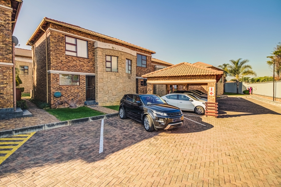 To Let 2 Bedroom Property for Rent in Bartlett Gauteng