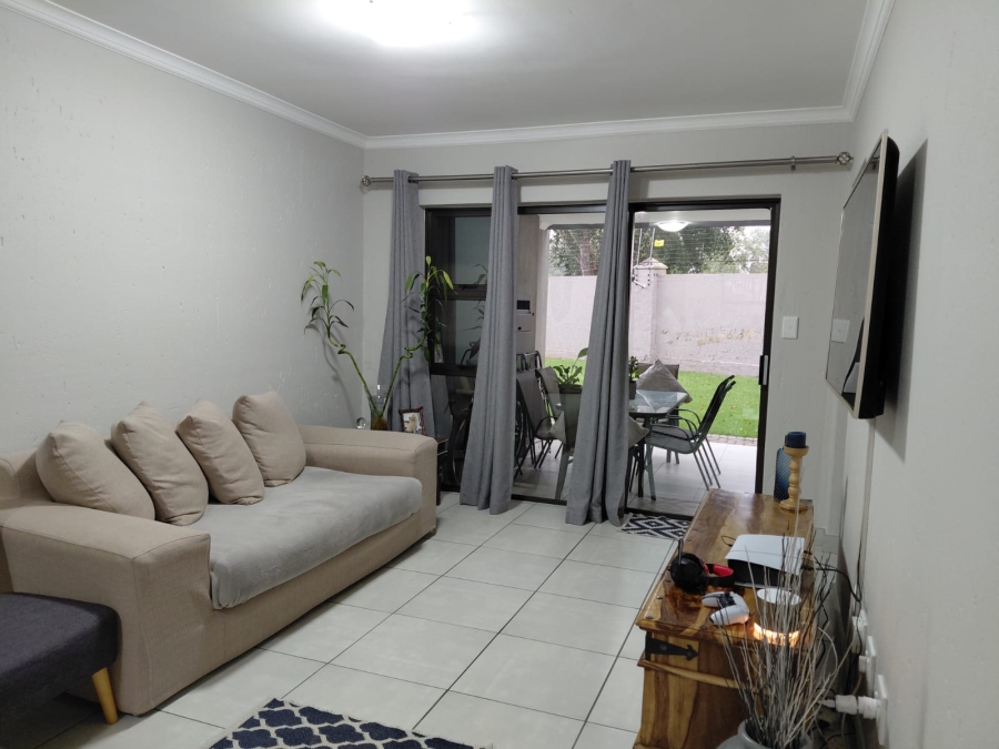 3 Bedroom Property for Sale in Helderwyk Gauteng