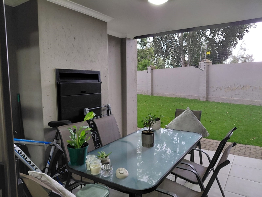 3 Bedroom Property for Sale in Helderwyk Gauteng