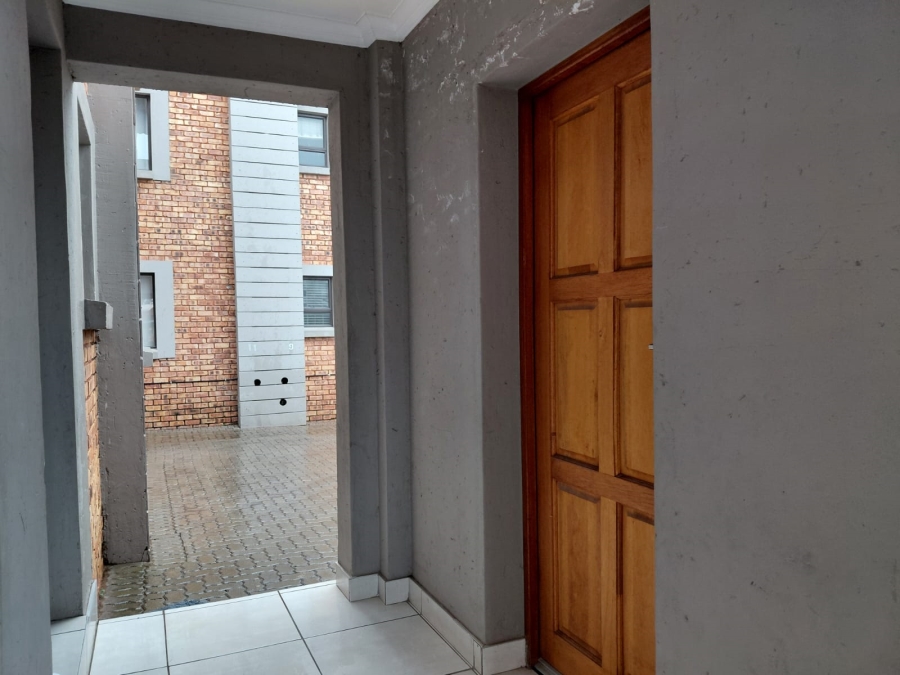 3 Bedroom Property for Sale in Helderwyk Gauteng