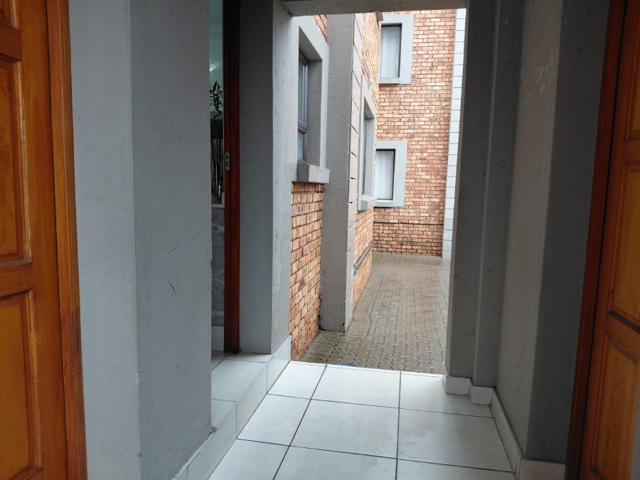 3 Bedroom Property for Sale in Helderwyk Gauteng
