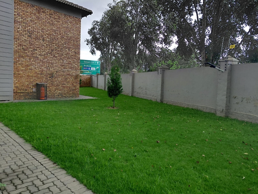 3 Bedroom Property for Sale in Helderwyk Gauteng