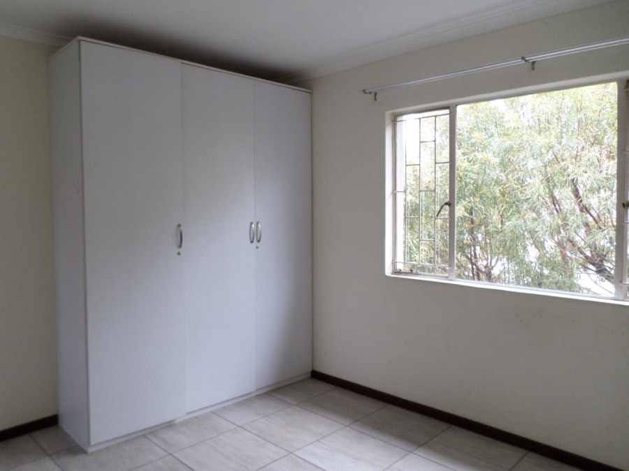 2 Bedroom Property for Sale in Greenstone Hill Gauteng