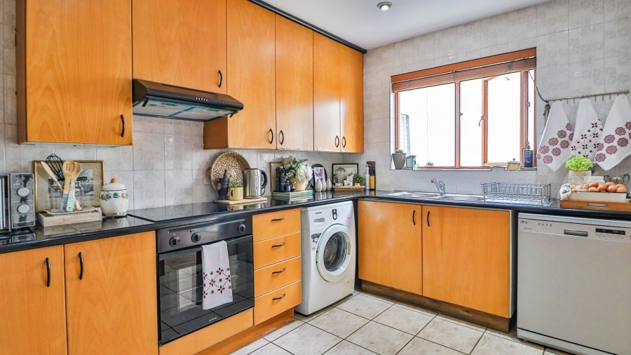 3 Bedroom Property for Sale in Bedfordview Gauteng