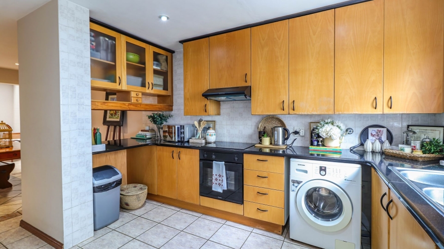 3 Bedroom Property for Sale in Bedfordview Gauteng