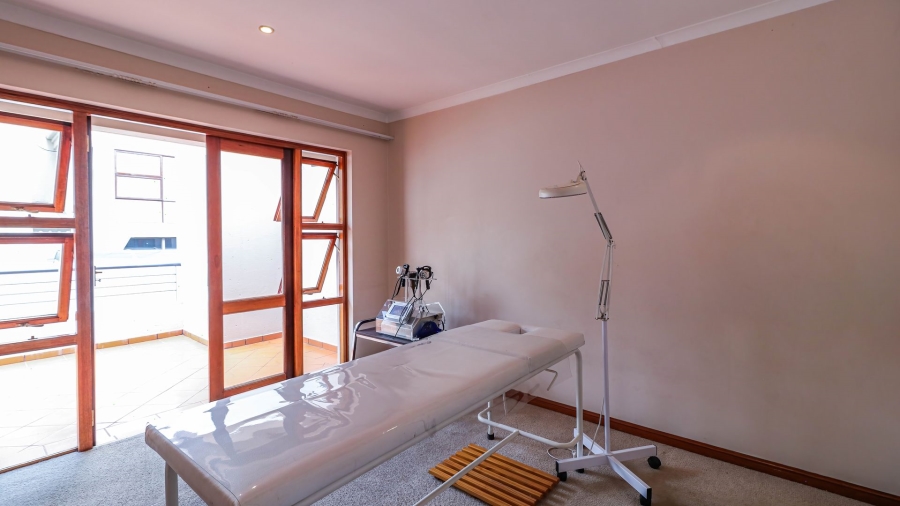3 Bedroom Property for Sale in Bedfordview Gauteng