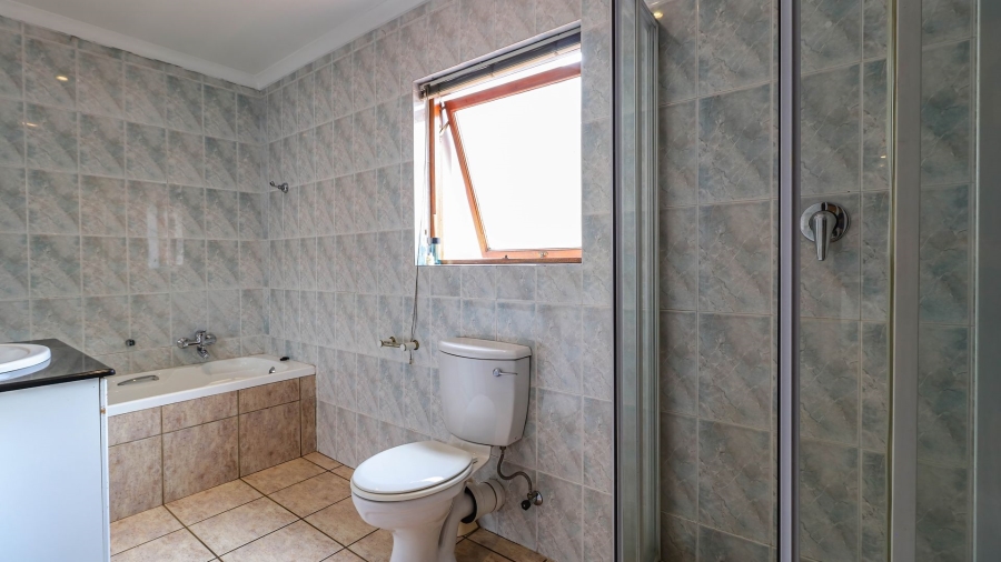 3 Bedroom Property for Sale in Bedfordview Gauteng