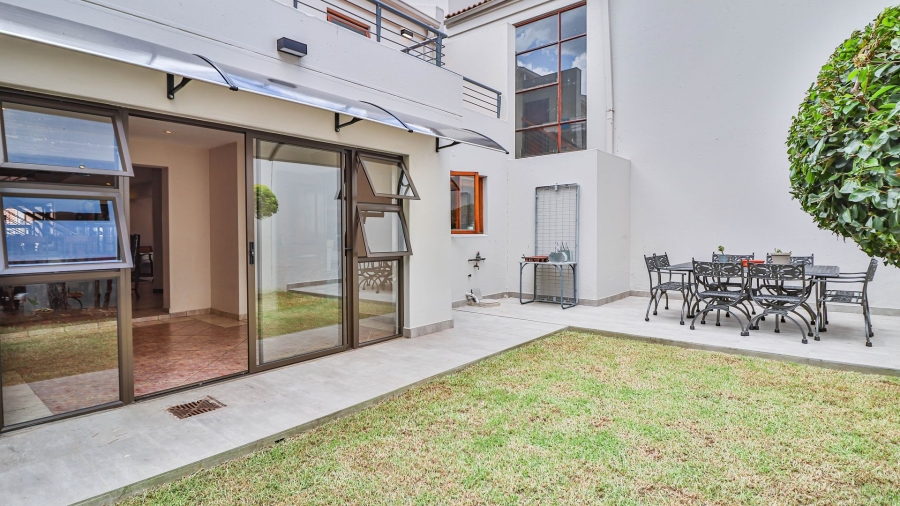 3 Bedroom Property for Sale in Bedfordview Gauteng