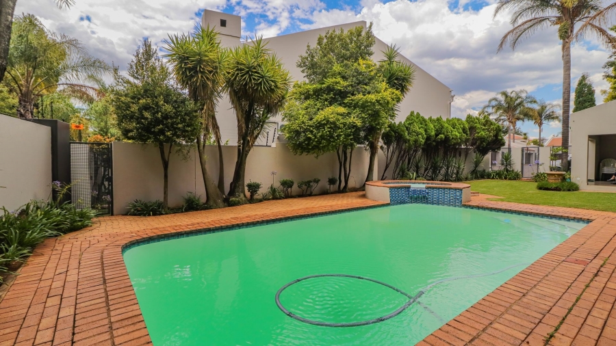 3 Bedroom Property for Sale in Bedfordview Gauteng