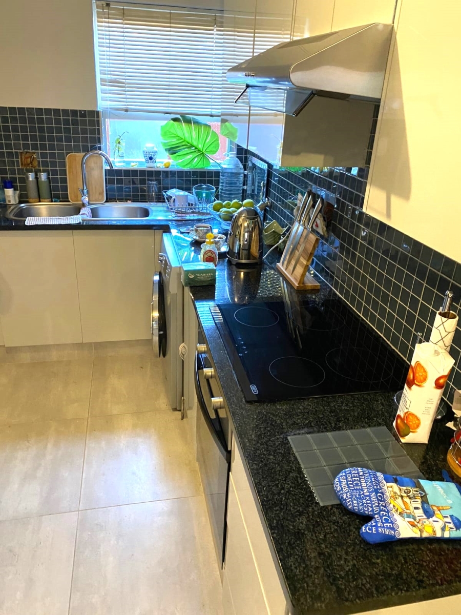 2 Bedroom Property for Sale in Sunninghill Gauteng