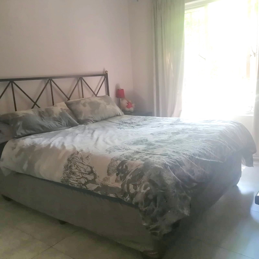 2 Bedroom Property for Sale in Sunninghill Gauteng