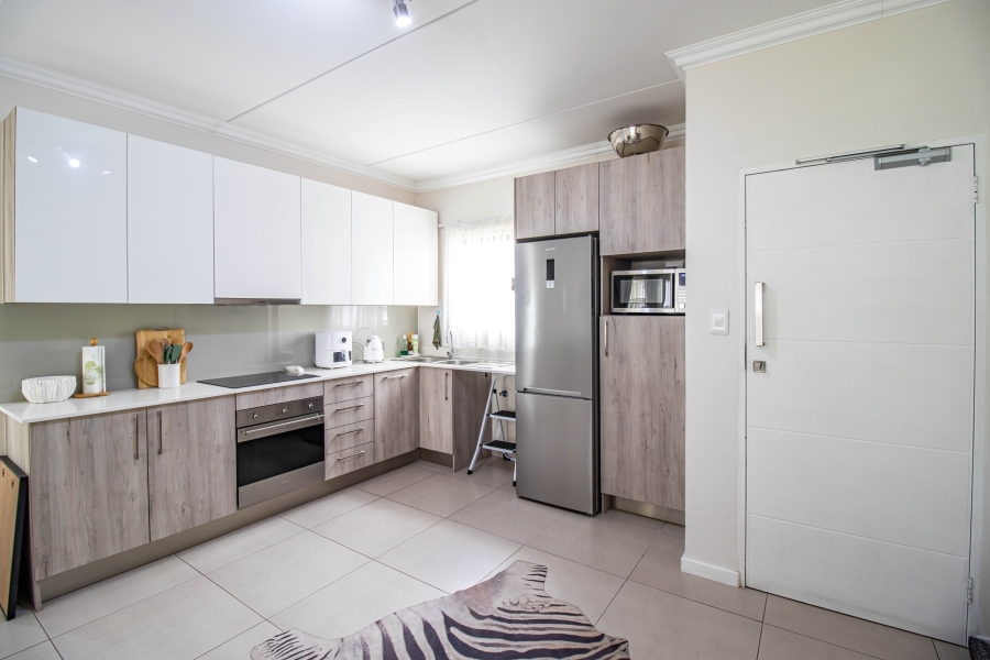 2 Bedroom Property for Sale in Rivonia Gauteng