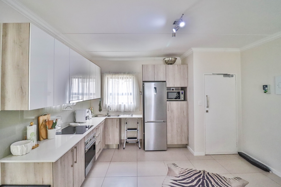 2 Bedroom Property for Sale in Rivonia Gauteng