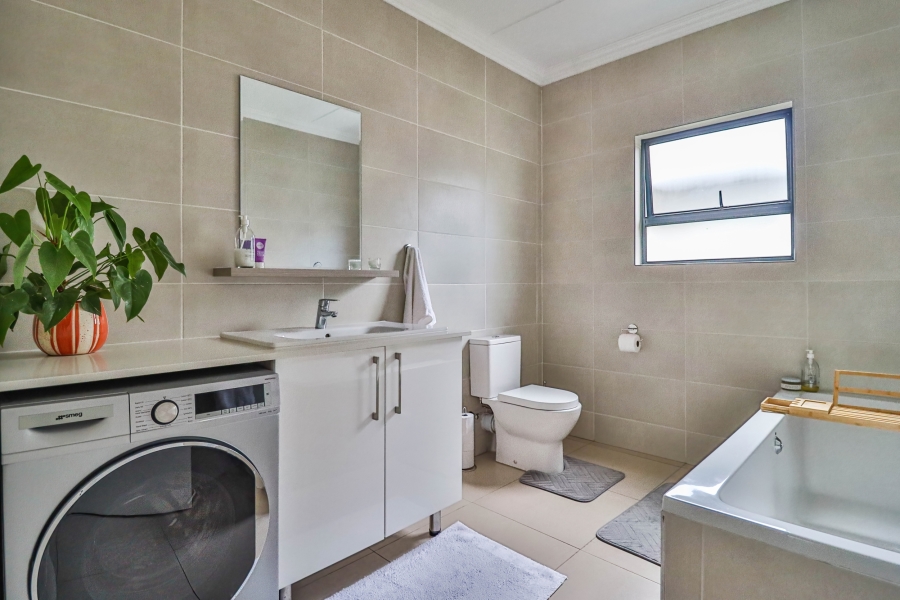 2 Bedroom Property for Sale in Rivonia Gauteng