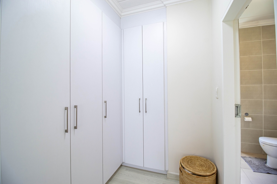 2 Bedroom Property for Sale in Rivonia Gauteng