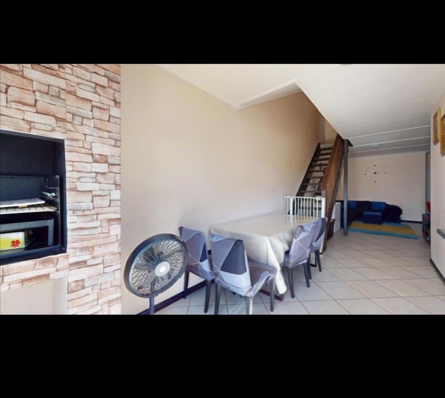 3 Bedroom Property for Sale in Norton Home Estate AH Gauteng