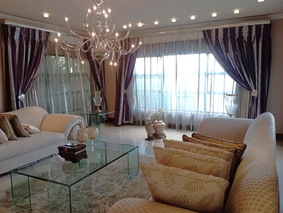 3 Bedroom Property for Sale in Robertsham Gauteng