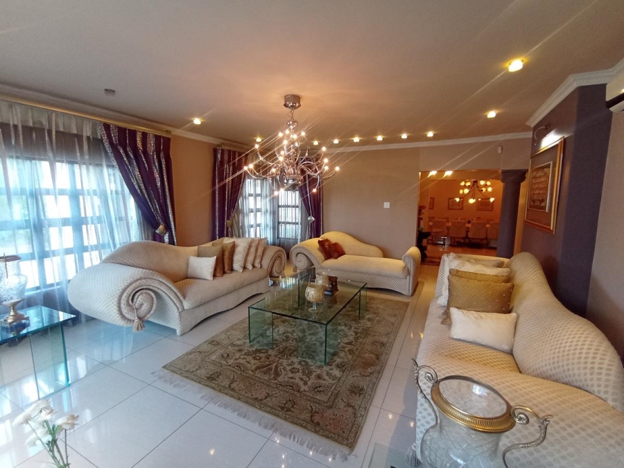 3 Bedroom Property for Sale in Robertsham Gauteng