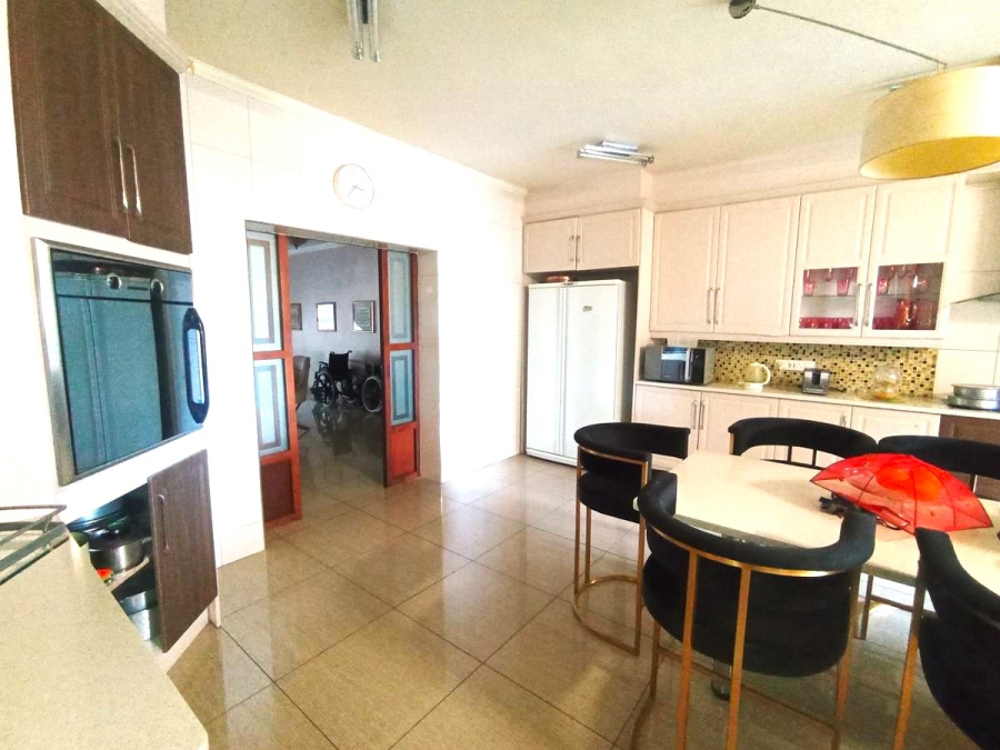3 Bedroom Property for Sale in Robertsham Gauteng
