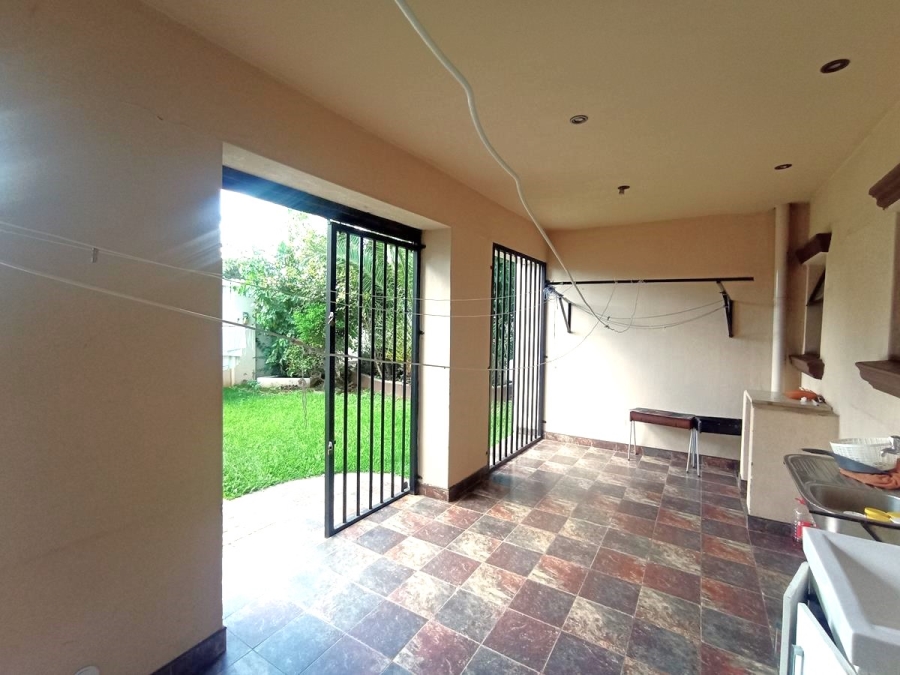 3 Bedroom Property for Sale in Robertsham Gauteng