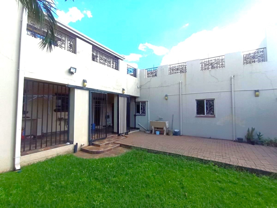 3 Bedroom Property for Sale in Robertsham Gauteng