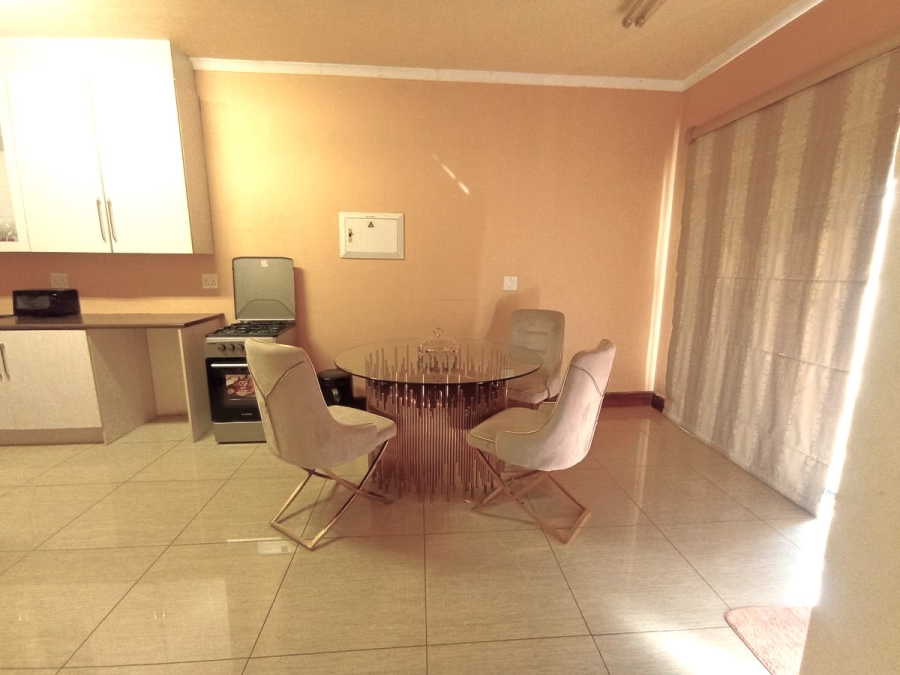 3 Bedroom Property for Sale in Robertsham Gauteng