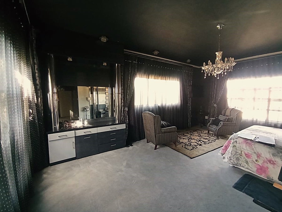 3 Bedroom Property for Sale in Robertsham Gauteng