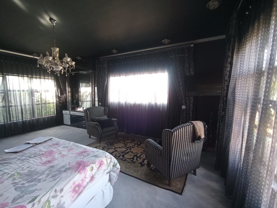 3 Bedroom Property for Sale in Robertsham Gauteng