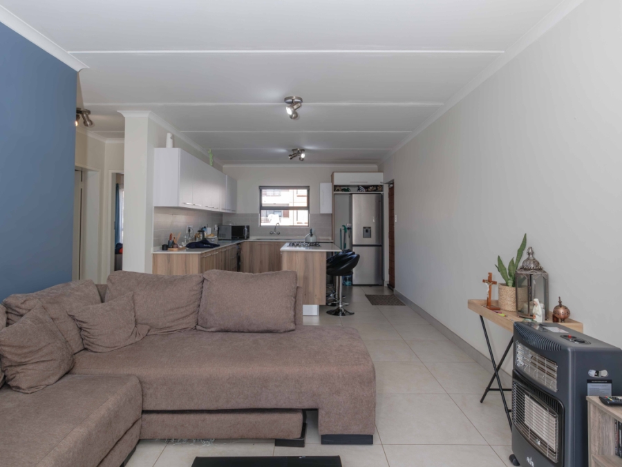 2 Bedroom Property for Sale in Founders Hill Gauteng