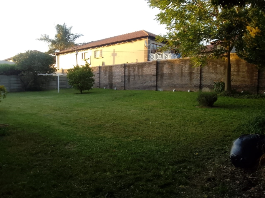 3 Bedroom Property for Sale in Beyers Park Gauteng