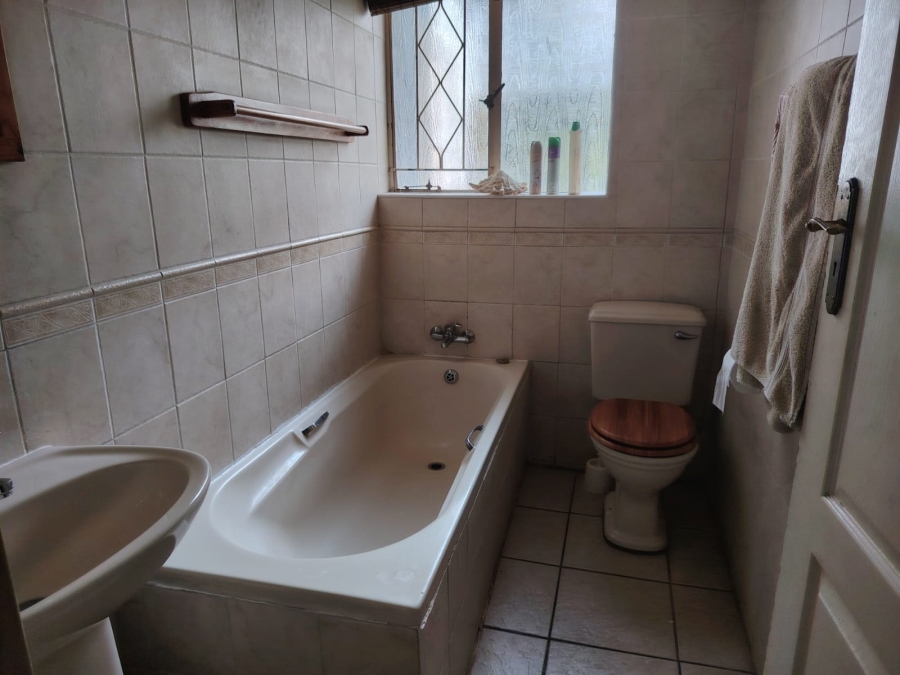 3 Bedroom Property for Sale in Beyers Park Gauteng