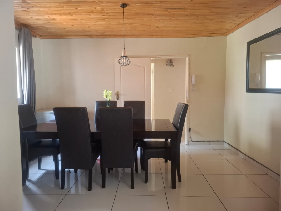 5 Bedroom Property for Sale in Buccleuch Gauteng