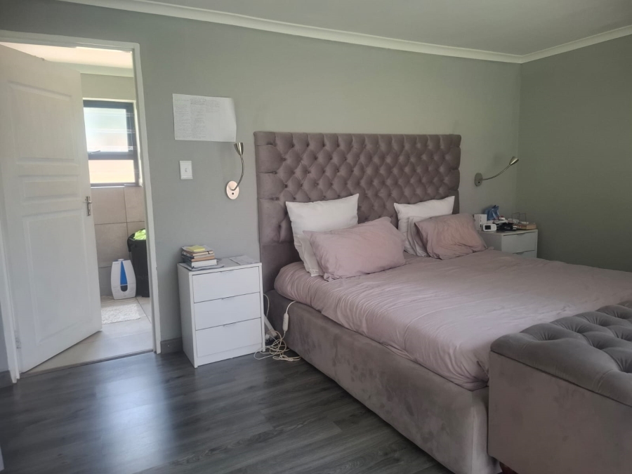 5 Bedroom Property for Sale in Buccleuch Gauteng