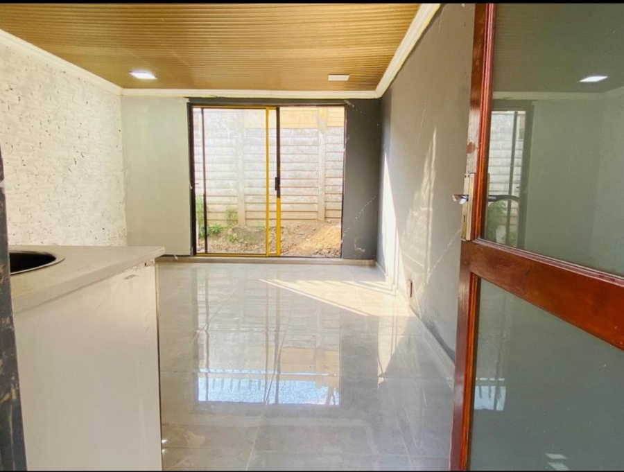 4 Bedroom Property for Sale in Lombardy East Gauteng